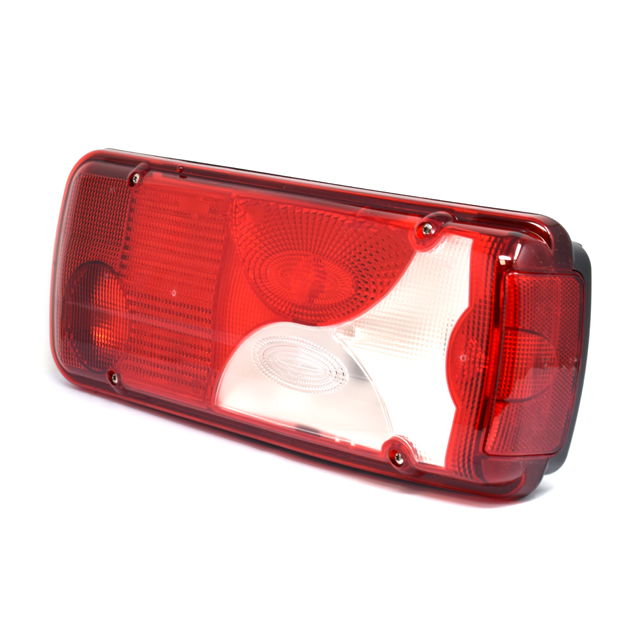 155520 LC8 VIGNAL REAR LAMP RH