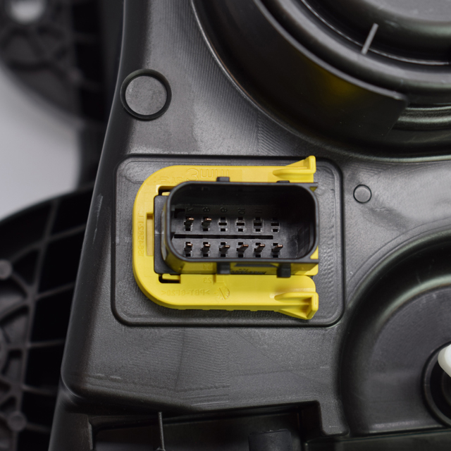 1LD010116591 LH HEADLAMP HELLA DAF CF/XF EURO 6 2012->ONWARDS