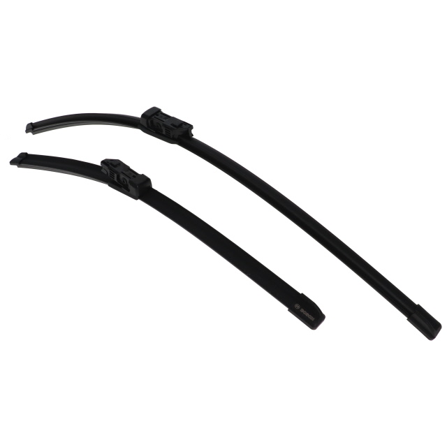 SET OF WIPER BLADES