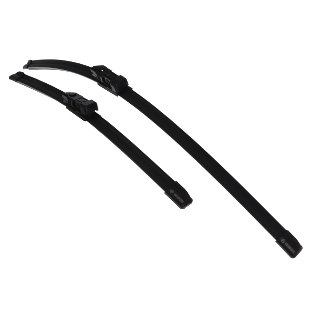 SET OF WIPER BLADES