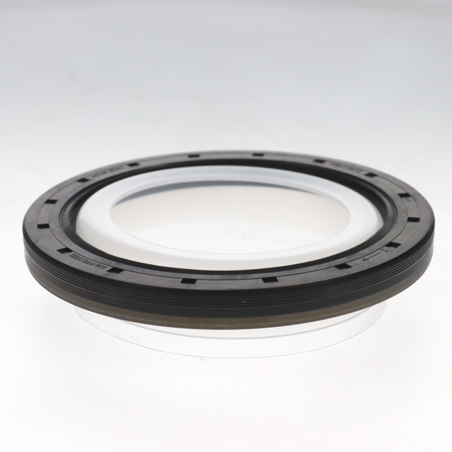 CRANKSHAFT OIL SEAL TO SUIT MAN