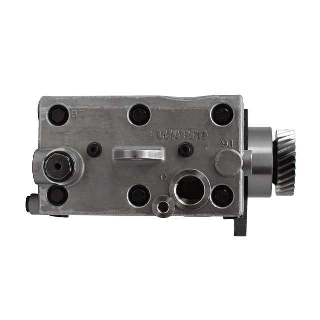 9125101040 Twin-Cylinder compressor 636 cc flange mounted