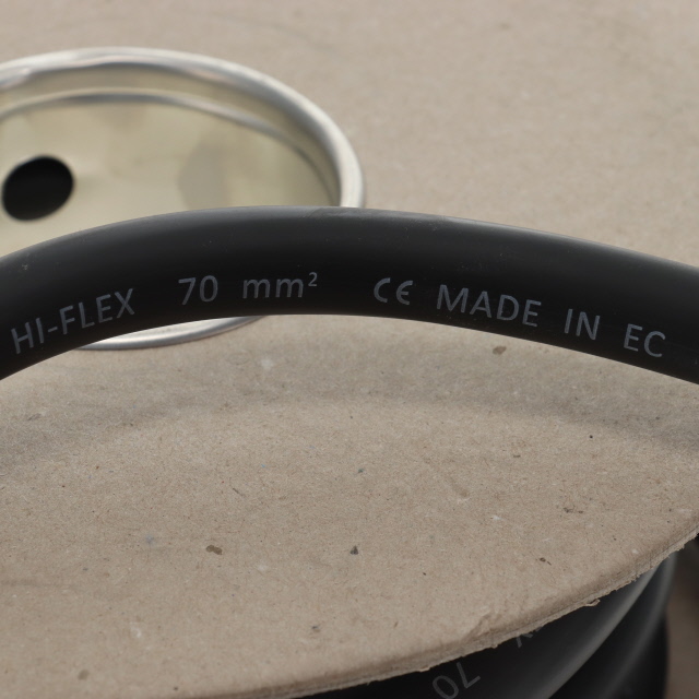 A0353 Extra Flexible Black 10m Battery Cable 70mm