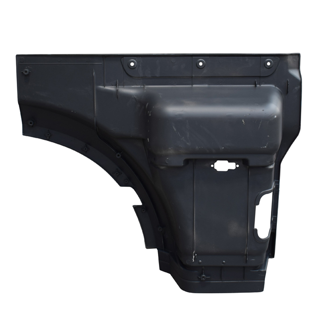 DFBODY135 Front Step LH suits DAF