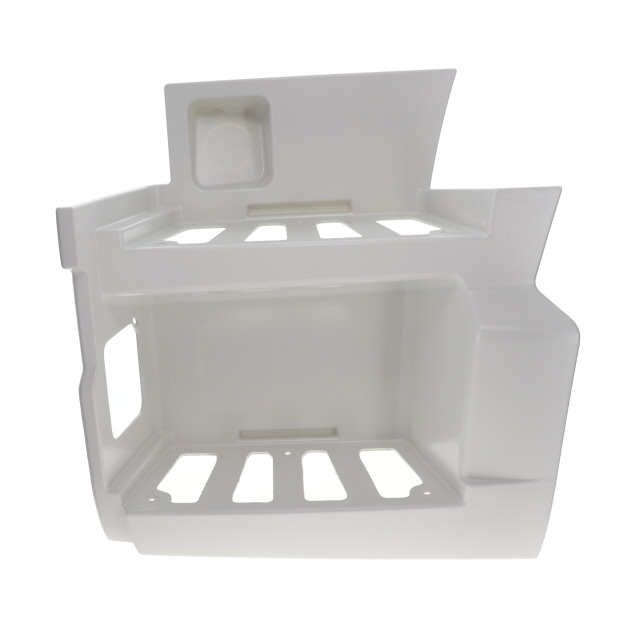 Step LH White Primed To Suit MAN TG3