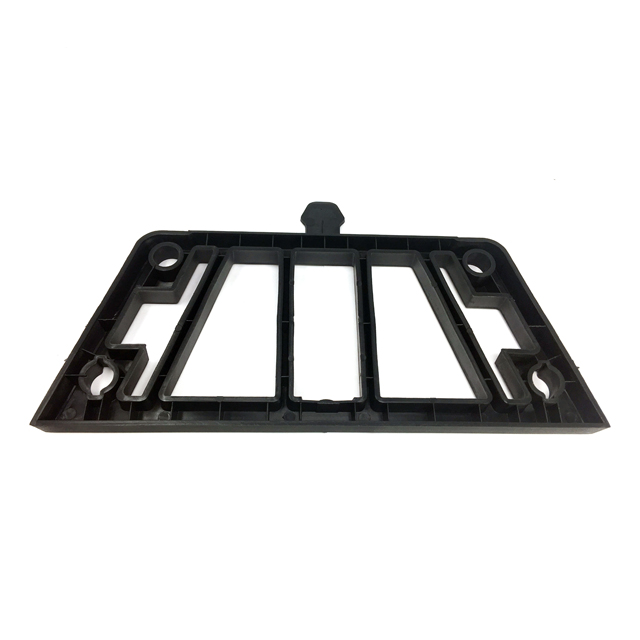RNBY0018 LOWER STEP PLATE RH LH RENAULT T SERIES