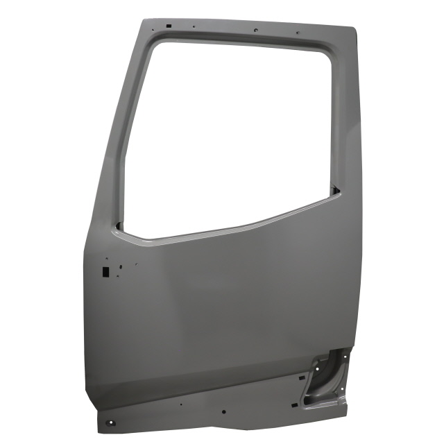 DOOR LH TO SUIT RENAULT T E6
