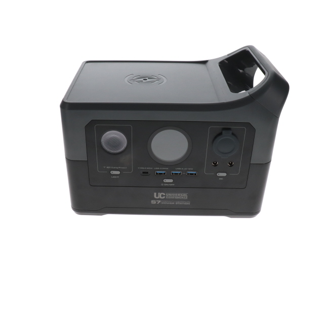 S7 PORTABLE POWER STATION 700W 120000mAh