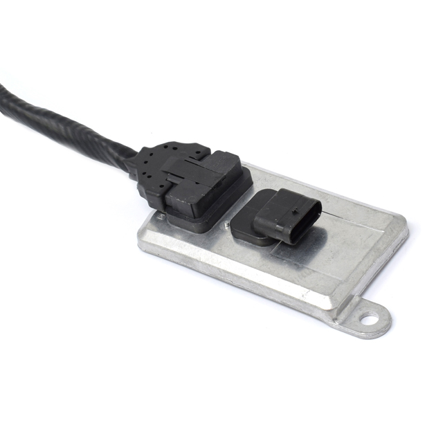 TNX008 Nox Sensor - Pre-Cat - Suits Iveco Eurocargo