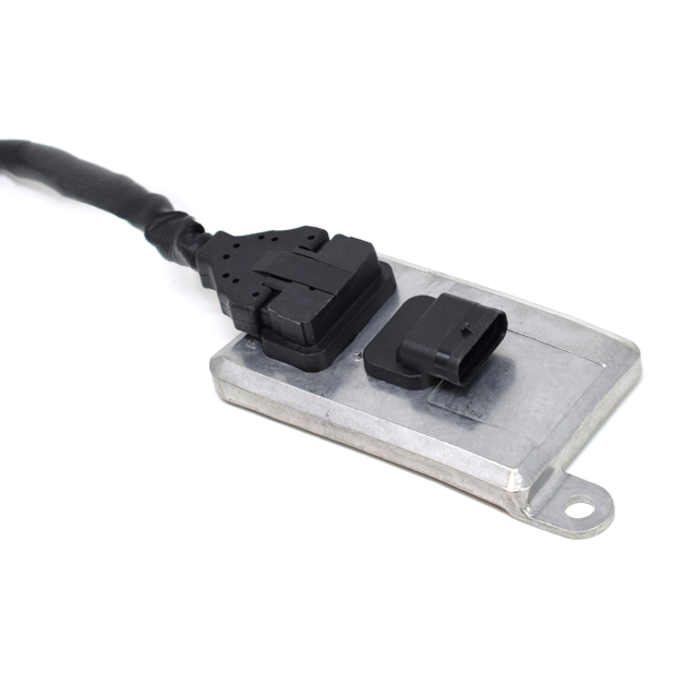 TNX010 Nox Sensor - Post-Cat - Suits Iveco Eurocargo, Stralis, Trakker