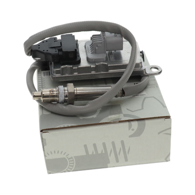 Genuine Nox sensor to suit Mercedes Euro 6 (Post Cat)