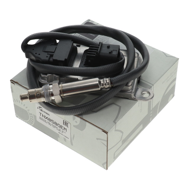 Genuine Mercedes Nox sensor - Pre CAT