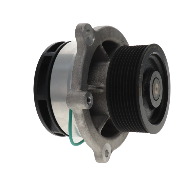 VKPC7045 SKF Waterpump to suit DAF