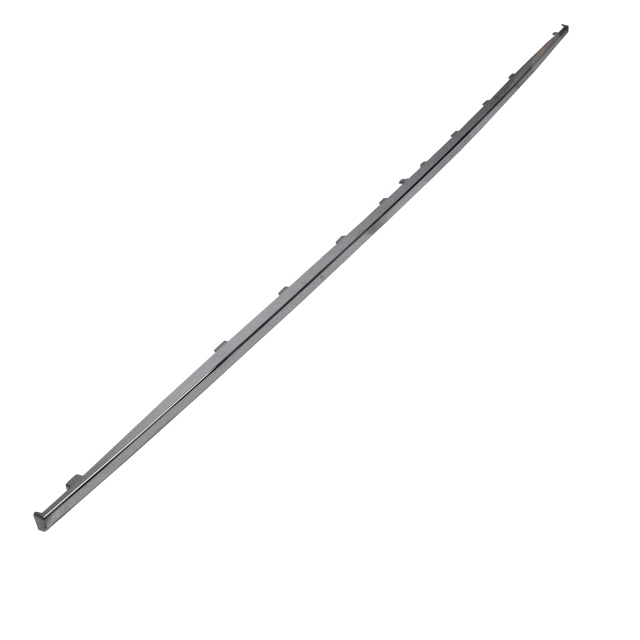 UPPER GRILLE STEP TRIM